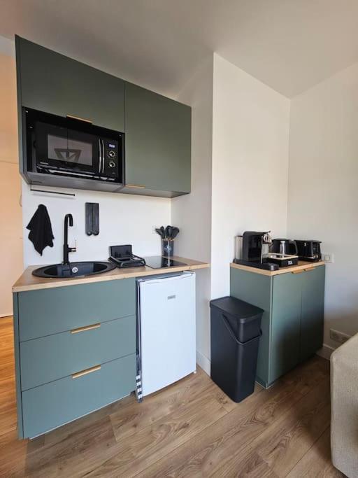 Studio Saint-Laurent-Du-Var Bord De Mer Экстерьер фото